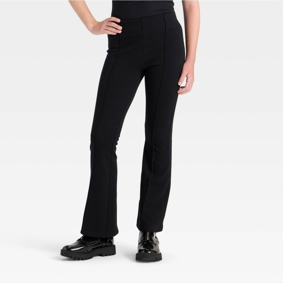 art class Other - Art Class Pintuck Flare Leggings